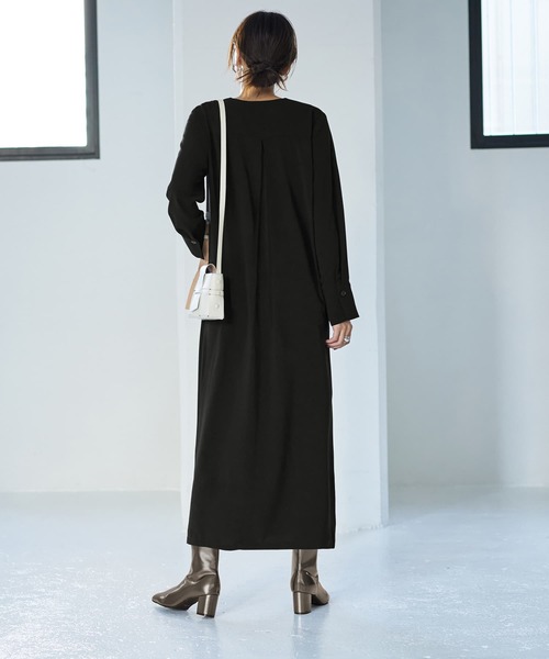 STYLE DELI（スタイルデリ）の「フロント２ボタン台形ネックワンピース（ワンピース・レディース・モカ/ブラック・MEDIUM/SMALL）」の7枚目の写真