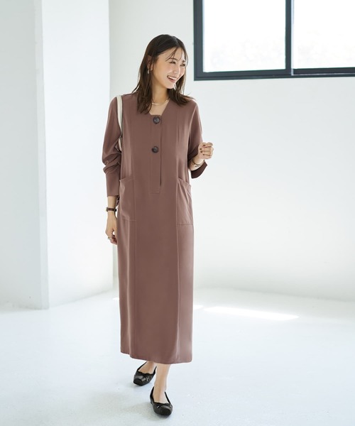 STYLE DELI（スタイルデリ）の「フロント２ボタン台形ネックワンピース（ワンピース・レディース・モカ/ブラック・MEDIUM/SMALL）」の8枚目の写真