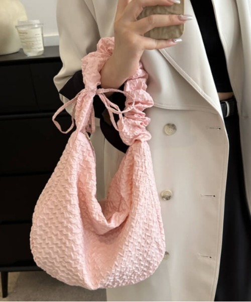 L LABEL(エルラベル)の「シャーリングドローコード付ショルダーバッグ(ショルダーバッグ・レディース・ピンク/ホワイト/ミント/ブラック/ブルー・FREE)」の5枚目の写真