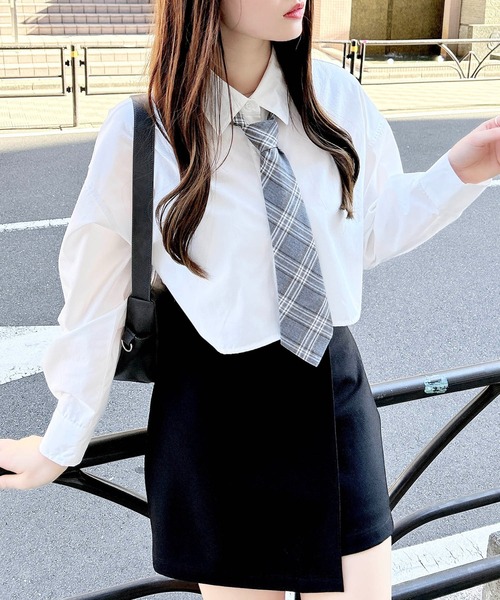 INGNI（イング）の「ネクタイ付ショートシャツ（シャツ/ブラウス・レディース・サックスブルー系5/ホワイト×ブラック/ホワイト系その他7・M）」の3枚目の写真