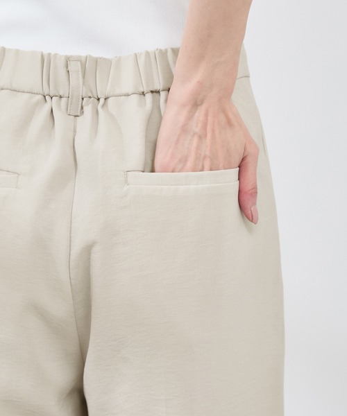 ROPE' PICNIC（ロペピクニック）の「【吸水速乾・防シワ】エフォートレスリラックススティックパンツ/通勤・セットアップ対応（その他パンツ・レディース・ベージュ/チャコールグレー/ライトグレー・40/38/36）」の16枚目の写真