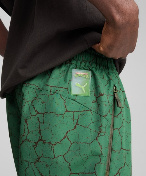 PUMA（プーマ）の「PUMA HOOPS x TMNT Relaxed Cargo Pants（プーマ フープス x ティーンエイジ・ミュータント・ニンジャ・タートルズ リラックス カーゴパンツ）（カーゴパンツ・メンズ・グリーン系/ブラック系・MEDIUM/LARGE/X-LARGE）」の12枚目の写真