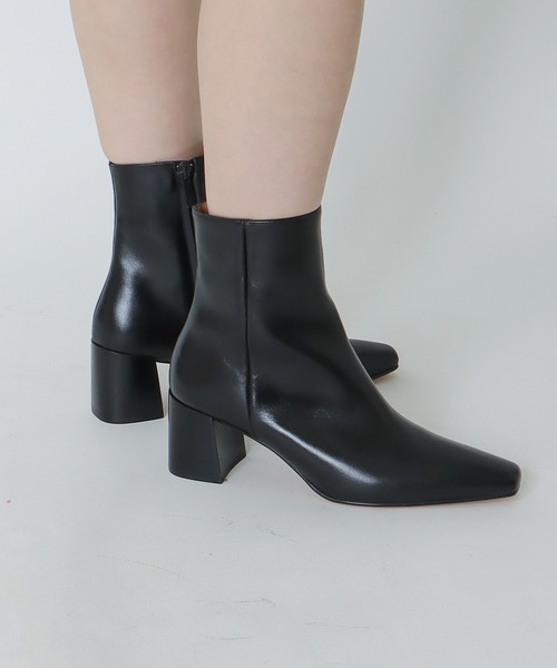 DRESSLAVE（ドレスレイブ）の「Flattered / GILL(ギルレザーブラック サイドジップレザーショートブーツ)（ブーツ・レディース・ブラック・38/37）」の2枚目の写真