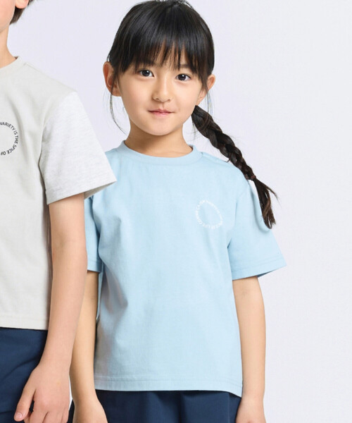 COMME CA ISM(コムサイズム)の「サークルプリント 半袖Tシャツ(Tシャツ/カットソー・キッズ・サックスブルー/ホワイト/ブラック/グレイッシュベージュ・120cm/110cm/130cm/100cm/150cm/140cm)」の4枚目の写真