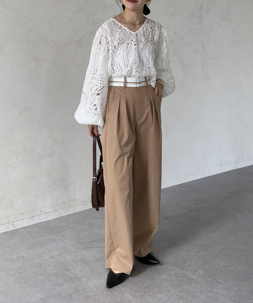 Thevon（ゼボン）の「コードレース袖ボリュームブラウス（シャツ/ブラウス・レディース・オフホワイト/アイボリー/ブラック・FREE）」の6枚目の写真