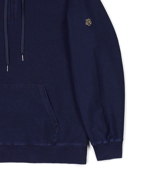 The DUFFER of ST.GEORGE（ザダファーオブセントジョージ）の「[INDIGO LABEL] INDIGO SWITCHING PARKA：インディゴ 切替デザイン ハーフジップパーカー（パーカー・メンズ・インディゴブルー・MEDIUM/LARGE/X-LARGE）」の10枚目の写真