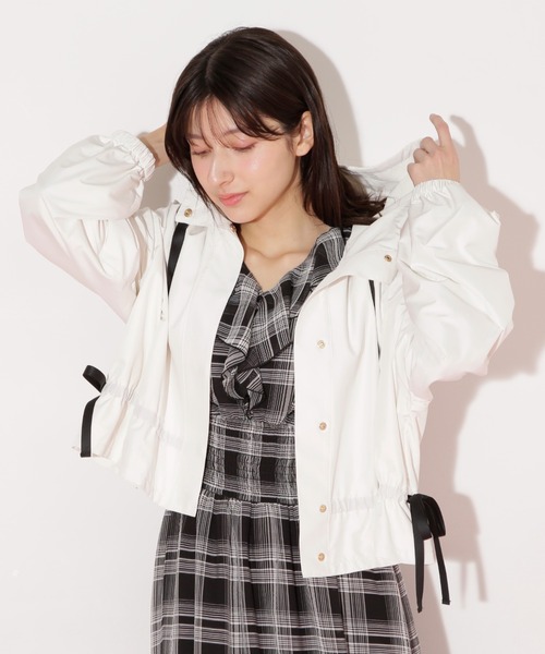 JILL by JILL STUART（ジルバイジルスチュアート）の「◇配色リボンペプラムジャケット（その他アウター・レディース・ホワイト系その他/ベージュ・FREE）」の8枚目の写真