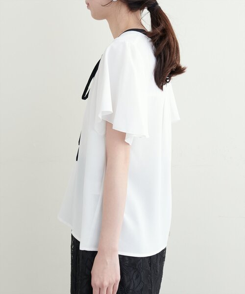 natural couture（ナチュラルクチュール）の「【WEB限定】配色リボンタイフレアスリーブブラウス（シャツ/ブラウス・レディース・アイボリー/グレー/ミント/ネイビー/ドット・FREE）」の21枚目の写真