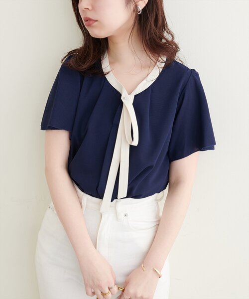 natural couture（ナチュラルクチュール）の「【WEB限定】配色リボンタイフレアスリーブブラウス（シャツ/ブラウス・レディース・アイボリー/グレー/ミント/ネイビー/ドット・FREE）」の11枚目の写真