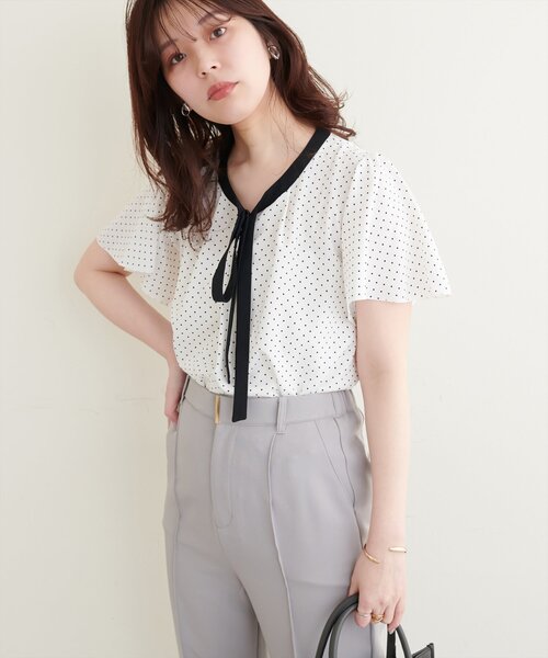 natural couture（ナチュラルクチュール）の「【WEB限定】配色リボンタイフレアスリーブブラウス（シャツ/ブラウス・レディース・アイボリー/グレー/ミント/ネイビー/ドット・FREE）」の17枚目の写真