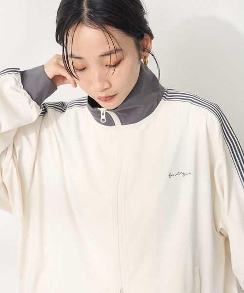 CRAFT STANDARD BOUTIQUE（クラフトスタンダードブティック）の「速乾/UVカット/イージーケア トラックジャケット（ジャージ・レディース・ラベンダー/ブルーグレー/アイボリー/ブルー/チャコールグレー/ブラック・S/M/L）」の2枚目の写真