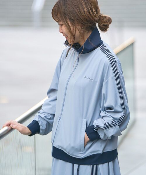 CRAFT STANDARD BOUTIQUE（クラフトスタンダードブティック）の「速乾/UVカット/イージーケア トラックジャケット（ジャージ・レディース・ラベンダー/ブルーグレー/アイボリー/ブルー/チャコールグレー/ブラック・S/M/L）」の5枚目の写真