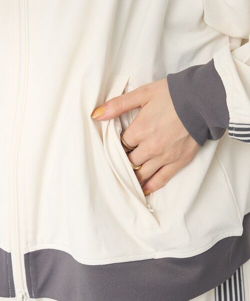 CRAFT STANDARD BOUTIQUE（クラフトスタンダードブティック）の「速乾/UVカット/イージーケア トラックジャケット（ジャージ・レディース・ラベンダー/ブルーグレー/アイボリー/ブルー/チャコールグレー/ブラック・S/M/L）」の21枚目の写真