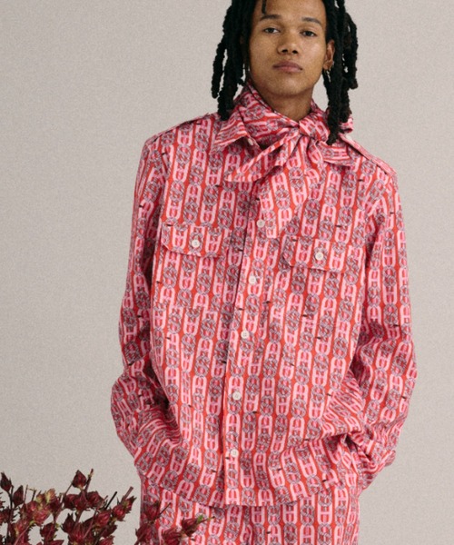 EXIT兼近大樹さんTBS「ラヴィット」衣装のセットアップはコレ