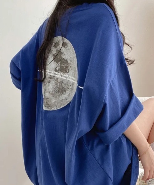 Teem Store(チームストア)の「ムーンプリントオーバーサイズビッグTシャツ(Tシャツ/カットソー・レディース・ブラック/グレー/ブルー/ホワイト・M/L)」の4枚目の写真