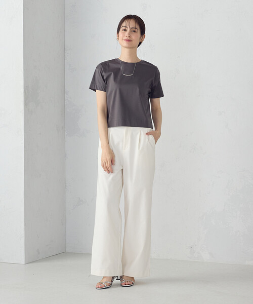 COMME CA ISM（コムサイズム）の「ボックスシルエット　クロップド丈Ｔシャツ（Tシャツ/カットソー・レディース・ネイビー/チャコール/ライトグレー/ベージュ/ブラック/ホワイト・LARGE/MEDIUM）」の9枚目の写真