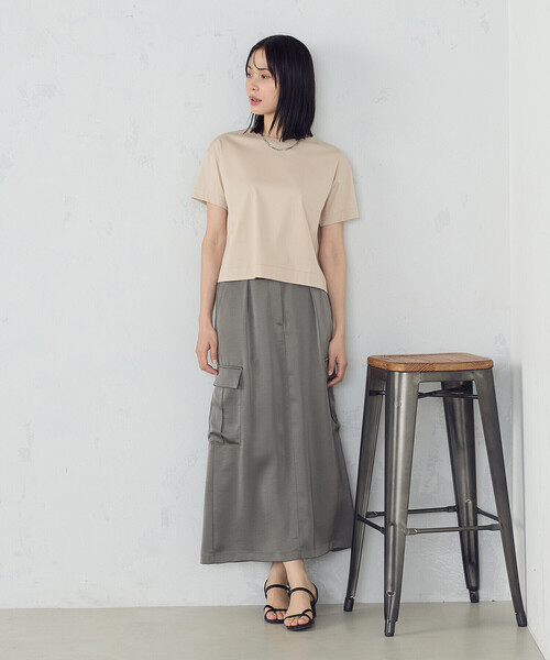 COMME CA ISM（コムサイズム）の「ボックスシルエット　クロップド丈Ｔシャツ（Tシャツ/カットソー・レディース・ネイビー/チャコール/ライトグレー/ベージュ/ブラック/ホワイト・LARGE/MEDIUM）」の7枚目の写真