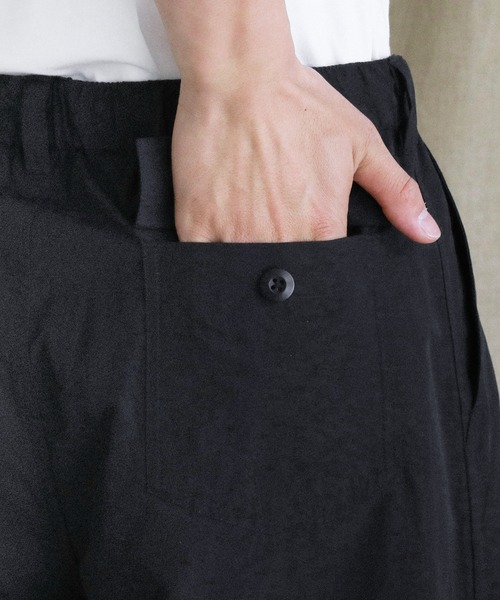 VERON（ヴァロン）の「コットンナイロンギャバ US ARMY ファティーグワイドイージーバルーンパンツ（その他パンツ・メンズ・オリーブ/カーキ/ブラック・M/L）」の4枚目の写真