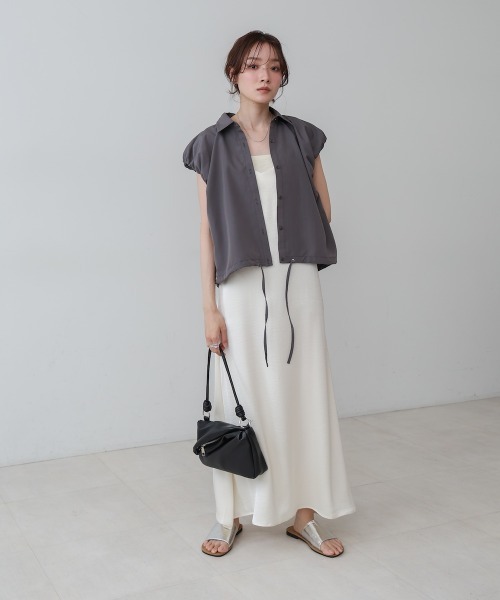 Bab(バブ)の「ブロード裾リボンバルーンスリーブシャツ(シャツ/ブラウス・レディース・オフホワイト/ブルー/チャコールグレー・M)」の6枚目の写真