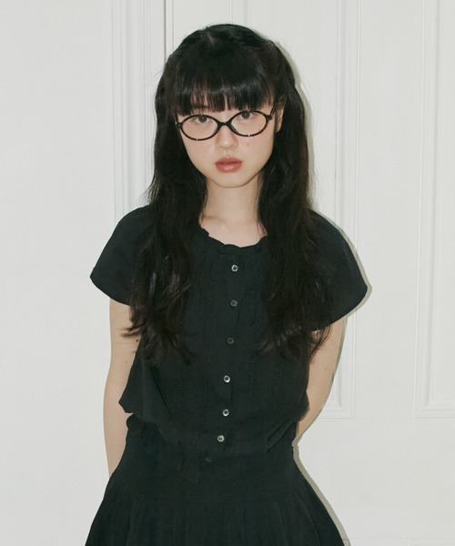 GIUNON(ジウノン)の「frill line puff blouse / フリルラインパフブラウス(シャツ/ブラウス・レディース・ブルー/ブラック/ホワイト/イエロー・FREE)」の2枚目の写真