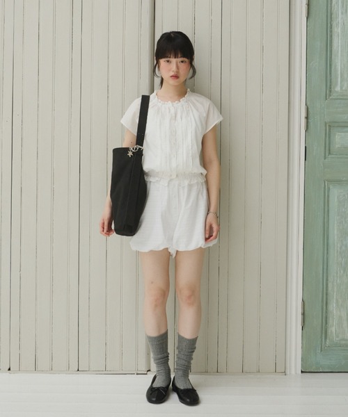 GIUNON（ジウノン）の「frill line puff blouse / フリルライン