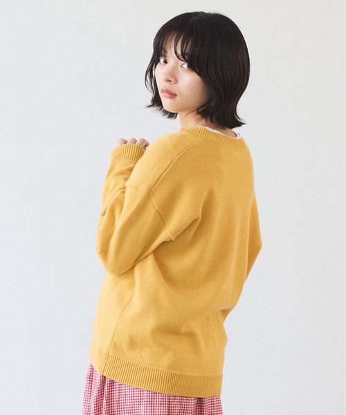 bulle de savon(ビュルデサボン)の「●basic cotton Vネックプルオーバー(ニット/セーター・レディース・ネイビー/マスタード/アイボリー・FREE)」の11枚目の写真