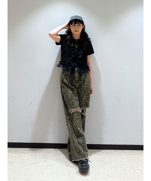 jouetie（ジュエティ）の「ラッフルフリルシアージレ（ベスト・レディース・ブラック/オフホワイト・MEDIUM）」の12枚目の写真