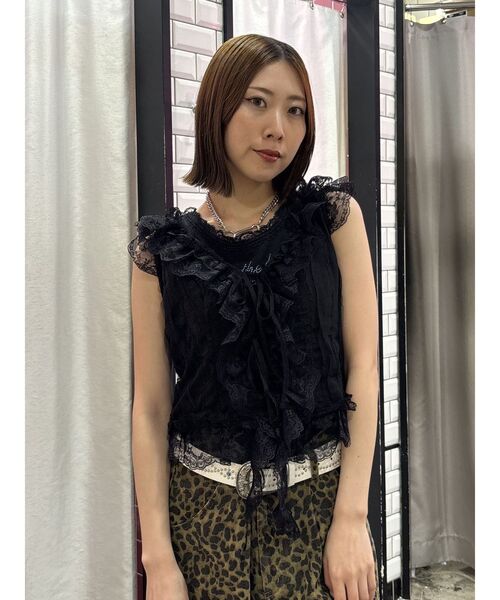 jouetie（ジュエティ）の「ラッフルフリルシアージレ（ベスト・レディース・ブラック/オフホワイト・MEDIUM）」の13枚目の写真