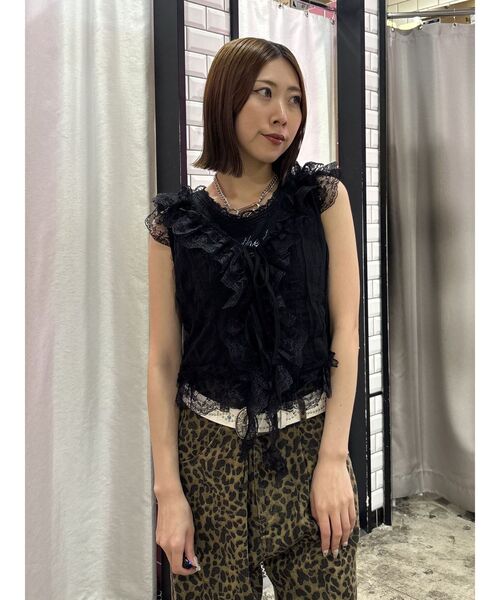 jouetie（ジュエティ）の「ラッフルフリルシアージレ（ベスト・レディース・ブラック/オフホワイト・MEDIUM）」の14枚目の写真