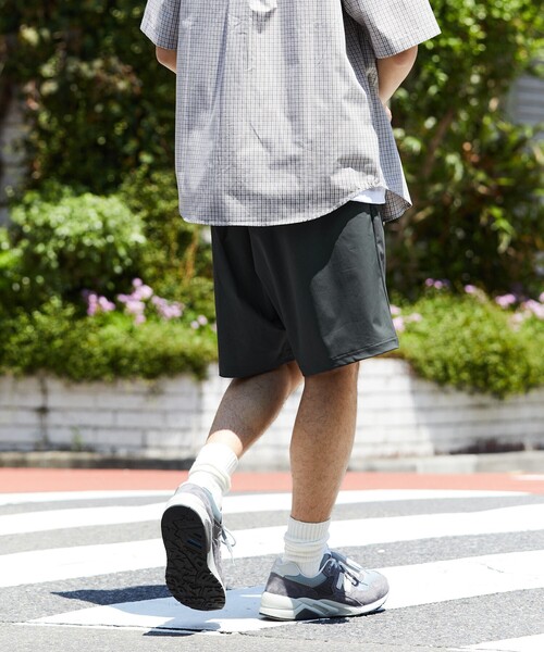 FREAK'S STORE（フリークスストア）の「SUPER ICE EASY SHORT PANTS/スーパーアイス ナイロンイージーショーツ（その他パンツ・メンズ・ブラック/オリーブ/チャコール・MEDIUM/LARGE）」の13枚目の写真