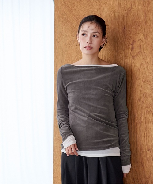 UR'S(ユアーズ)の「2wayボートネックベロアトップス(Tシャツ/カットソー・レディース・ブラック/チャコール/モカ/オフホワイト・S/M/L)」の9枚目の写真