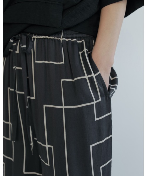 Geometric Easy Pants（その他パンツ）｜anuke（アンヌーク）の