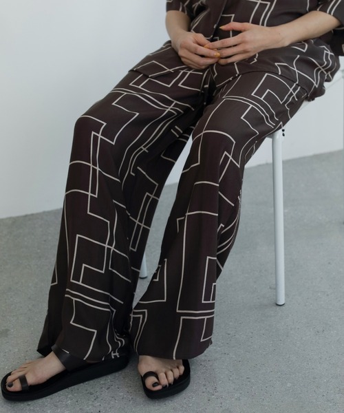 パンツ anuke Geometric Pants ànuke online store（アンヌーク） / Geometric Satin