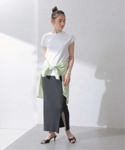 La TOTALITE（ラトータリテ）の「《追加》【洗える】スムースハイネックプルオーバー（Tシャツ/カットソー・レディース・ホワイト/ブラウン/ボルドー・FREE）」の5枚目の写真