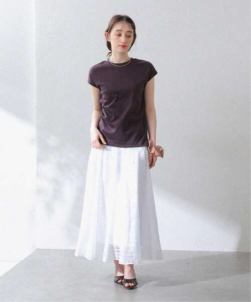 La TOTALITE（ラトータリテ）の「《追加》【洗える】スムースハイネックプルオーバー（Tシャツ/カットソー・レディース・ホワイト/ブラウン/ボルドー・FREE）」の12枚目の写真