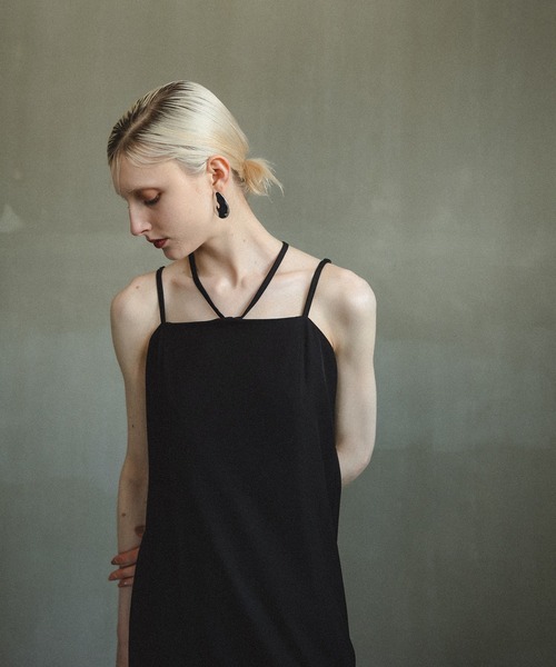 et.UNiVER(エトユニベール)の「Gilet lacy setup(ドレス・レディース・ブラウン/ブラック×ホワイト/ライトカーキ・LARGE/MEDIUM/SMALL)」の17枚目の写真