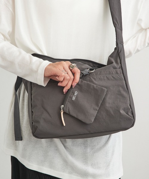 EARTH MADE】7POCKET INSIDE PRINT SHOULDER（ショルダーバッグ