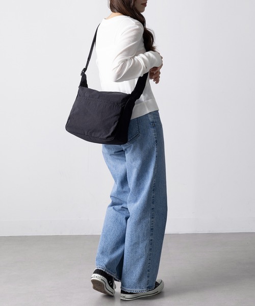 EARTH MADE（アースメイド）の「【EARTH MADE】7POCKET INSIDE PRINT SHOULDER（ショルダーバッグ・レディース・チャコールグレー/ベージュ/ネイビー/ブラウン/ブラック・FREE）」の8枚目の写真