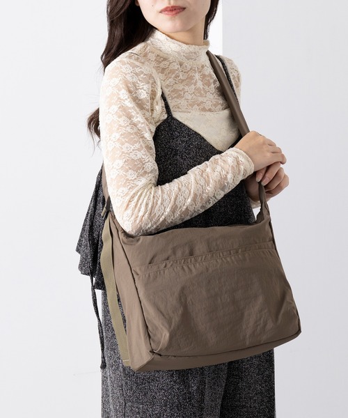EARTH MADE（アースメイド）の「【EARTH MADE】7POCKET INSIDE PRINT SHOULDER（ショルダーバッグ・レディース・チャコールグレー/ベージュ/ネイビー/ブラウン/ブラック・FREE）」の14枚目の写真