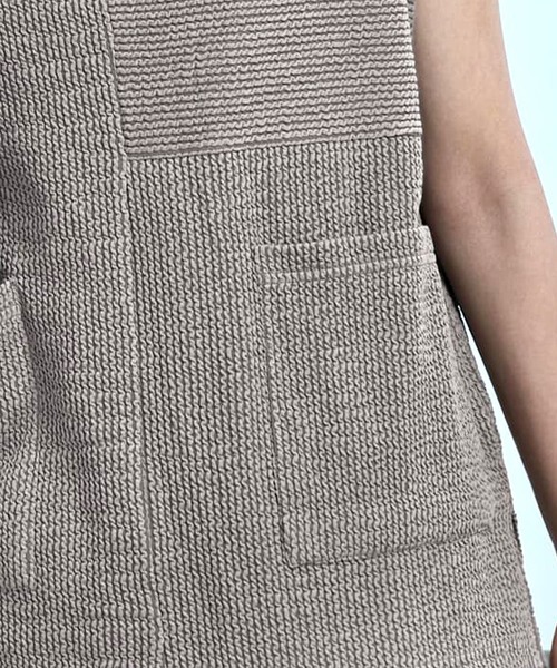 STYLE DELI(スタイルデリ)の「【LUXE】ストライプ状フリルのカットソーセットアップ(ニット/セーター・レディース・グレー/パープル・01/02)」の9枚目の写真