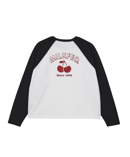 MILKFED.(ミルクフェド)の「ROUND LOGO GLITTER CHERRY B/B TEE(Tシャツ/カットソー・レディース・ホワイト/チャコール/オートミール・L/M)」の9枚目の写真