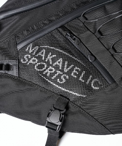 MAKAVELIC(マキャベリック)の「Delta Messenger Bag(バックパック/リュック・メンズ・ブラック・ONESIZE)」の6枚目の写真