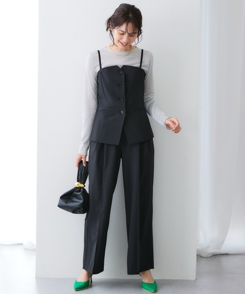 7days Life Styling（セブンデイズライフスタイリング）の「【みさとさんコラボ】フロントボタンビスチェ＋センタープレスタックワイドパンツ＜大きいサイズ有＞（スーツセット・レディース・グレー/ブラック・T3L/L/3L/LL/M/TLL/TM/TL）」の6枚目の写真