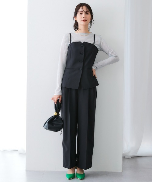 7days Life Styling（セブンデイズライフスタイリング）の「【みさとさんコラボ】フロントボタンビスチェ＋センタープレスタックワイドパンツ＜大きいサイズ有＞（スーツセット・レディース・グレー/ブラック・T3L/L/3L/LL/M/TLL/TM/TL）」の7枚目の写真