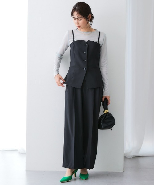 7days Life Styling（セブンデイズライフスタイリング）の「【みさとさんコラボ】フロントボタンビスチェ＋センタープレスタックワイドパンツ＜大きいサイズ有＞（スーツセット・レディース・グレー/ブラック・T3L/L/3L/LL/M/TLL/TM/TL）」の10枚目の写真
