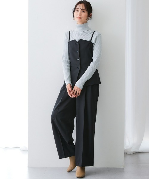 7days Life Styling（セブンデイズライフスタイリング）の「【みさとさんコラボ】フロントボタンビスチェ＋センタープレスタックワイドパンツ＜大きいサイズ有＞（スーツセット・レディース・グレー/ブラック・T3L/L/3L/LL/M/TLL/TM/TL）」の5枚目の写真