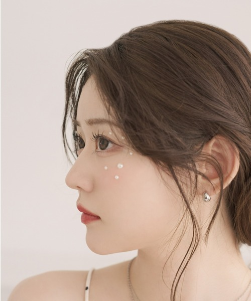 Ms.yuu by Nothing And Others(ミスユーバイナッシングアンドアザーズ)の「【りんかさん着用】Ms.yuu by Nothing And Others/ミニドロップピアス(ピアス(両耳用)・レディース・シルバー/ゴールド・FREE)」の12枚目の写真