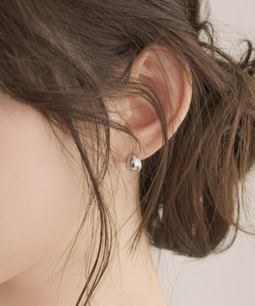 Ms.yuu by Nothing And Others(ミスユーバイナッシングアンドアザーズ)の「【りんかさん着用】Ms.yuu by Nothing And Others/ミニドロップピアス(ピアス(両耳用)・レディース・シルバー/ゴールド・FREE)」の10枚目の写真