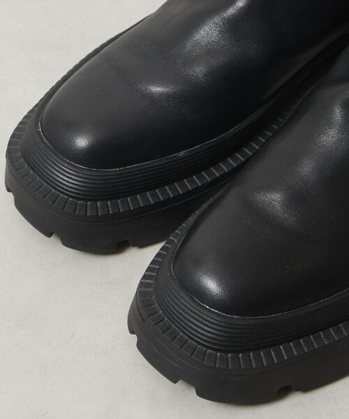 アトリエブルージュ　サイドゴアブーツ　ブラック　シボ加工　Mサイズ アトリエブルージュ サイドゴアブーツ ブラック シボ加工 Mサイズ