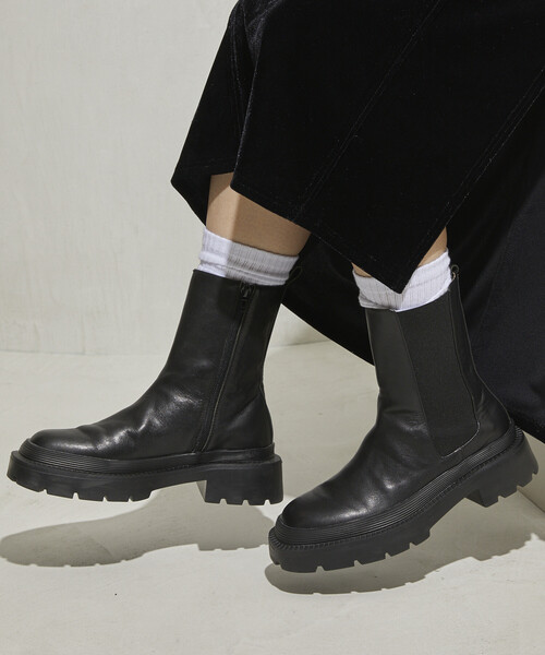 アトリエブルージュ　サイドゴアブーツ　ブラック　シボ加工　Mサイズ atelier brugge/アトリエブルージュ】タンクソールサイドゴアミドル